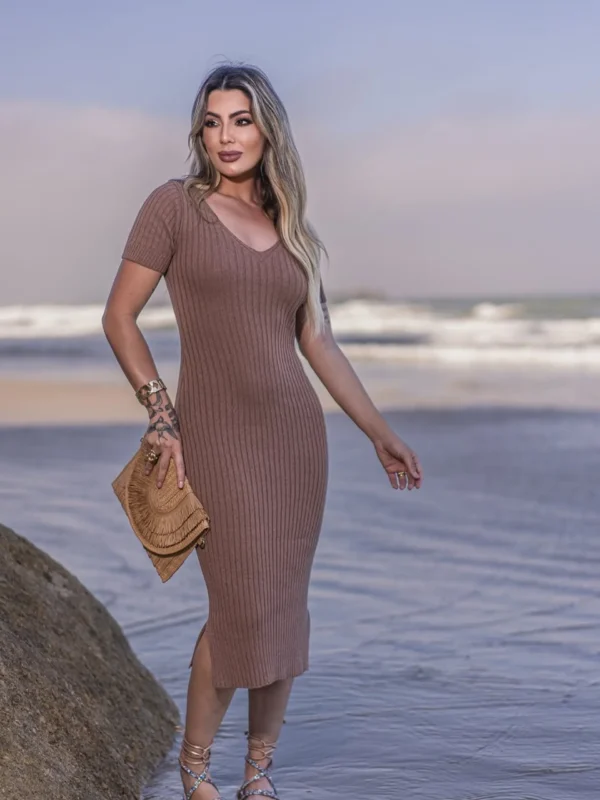 Vestido Tricot Midi Canelado Manga Curta